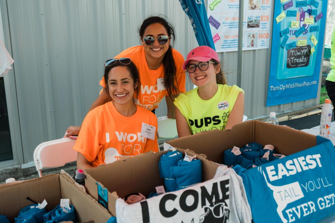 Texas Wet Noses - Turn Up with Your Pup Event